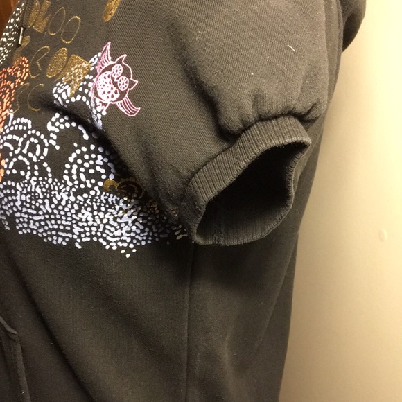 Volcom cap sleeve hoodie, black w/ paint design, S - Picture 3 of 8